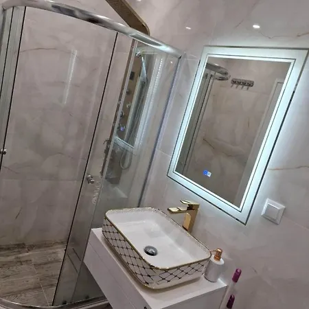 Luxury Three-room Apartmentt Apartment Sofia